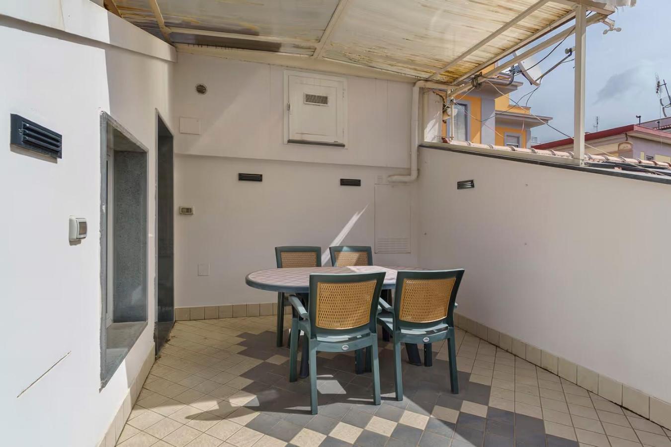 B&B Sissysweethome Σαλέρνο Εξωτερικό φωτογραφία